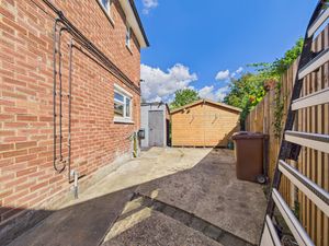 Photo 25- click for photo gallery